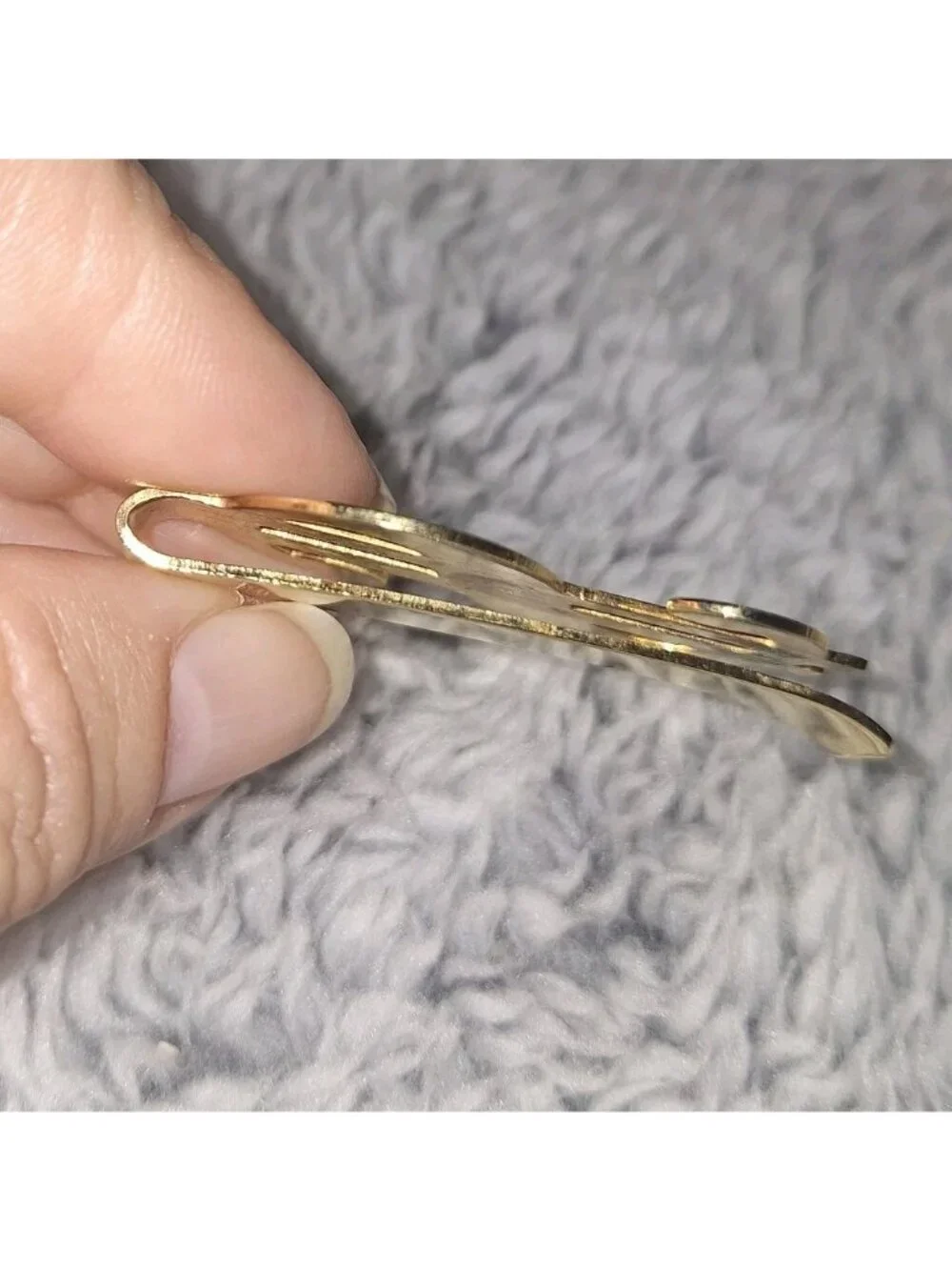 Unbranded vintage gold